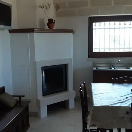 בית נופש Al Trullo צ'יסטרנינו